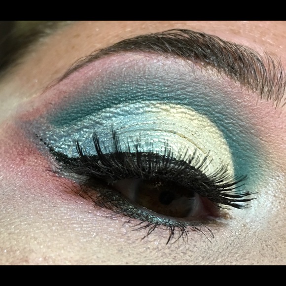 Meet your Posher, Fiona - Picture 6 of 16